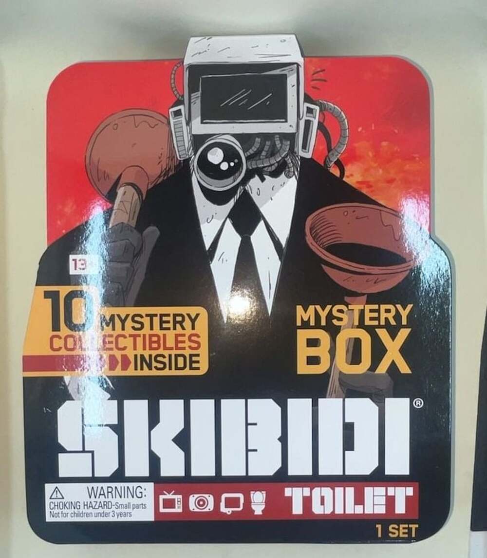 Skibidi Toilet Mystery Box 10 Collectibles Inside